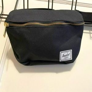 Fifteen Hip Pack from Hershel - LIKE NEW Fanny Pack Belt Bag